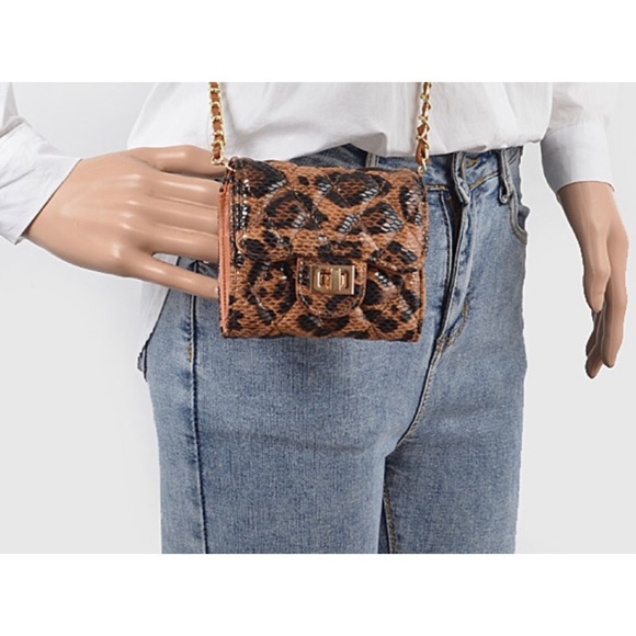 SOLD SOLD SOLD - Picture 1 of 3